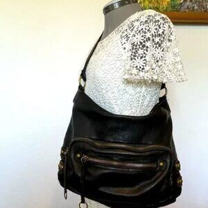 Linea Pelle vintage short-strap leather crossbody bag - black w/gold hardware
